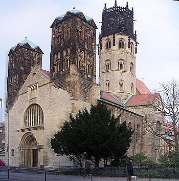 Description: Münster Pfarrkriche St. Ludgeri Es ist erlaubt, die Datei unter den Bedingungen der GNU-Lizenz für freie Dokumentation, Version 1.2 oder einer späteren Version, veröffentlicht von der Free Software Foundation, zu kopieren, zu verbreiten u